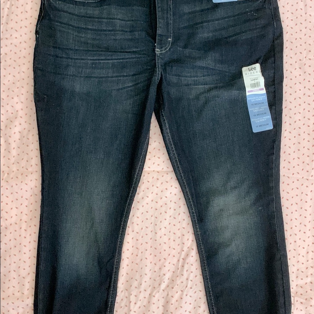 Size 18 med length skinny jeans